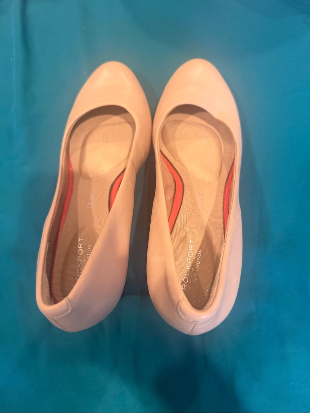 Rockport Women's Blush Leather heels.